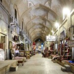 خرید آینه در بازار وکیل شیراز- آینه یاقوت بازار وکیل شیراز